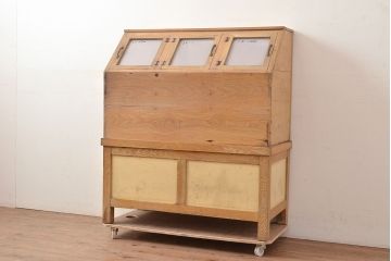 昭和レトロ　ナラ材　アイディア次第でディスプレイが楽しめる!乾物屋さんで使われていた仕切り付きのショーケース(ガラスケース、陳列棚、マス目)(R-047960)