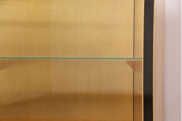 中古　バーズアイが見られる、高級感あふれるショーケース(ガラスケース、陳列棚)(定価80万円)(R-047962)