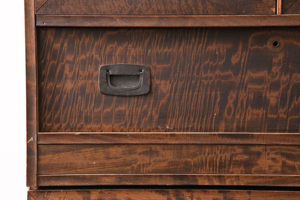 和製アンティーク　前面にカエデ材を使用した、落ち着いた佇まいの収納棚(戸棚、キャビネット)(R-047966)