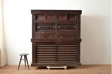 和製アンティーク　前面ヒノキ材・ケヤキ材　5尺が珍しい!年月を経た味わいが楽しめる明治期の水屋箪笥(五尺、重ね箪笥、収納棚、食器棚、キャビネット)(R-047968)