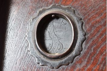 和製アンティーク　前面ヒノキ材・ケヤキ材　5尺が珍しい!年月を経た味わいが楽しめる明治期の水屋箪笥(五尺、重ね箪笥、収納棚、食器棚、キャビネット)(R-047968)