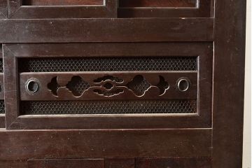 和製アンティーク　前面ヒノキ材・ケヤキ材　5尺が珍しい!年月を経た味わいが楽しめる明治期の水屋箪笥(五尺、重ね箪笥、収納棚、食器棚、キャビネット)(R-047968)