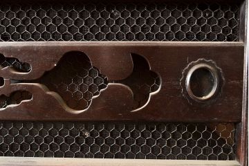 和製アンティーク　前面ヒノキ材・ケヤキ材　5尺が珍しい!年月を経た味わいが楽しめる明治期の水屋箪笥(五尺、重ね箪笥、収納棚、食器棚、キャビネット)(R-047968)