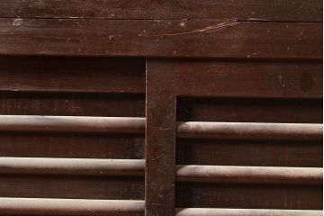 和製アンティーク　前面ヒノキ材・ケヤキ材　5尺が珍しい!年月を経た味わいが楽しめる明治期の水屋箪笥(五尺、重ね箪笥、収納棚、食器棚、キャビネット)(R-047968)