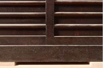 和製アンティーク　前面ヒノキ材・ケヤキ材　5尺が珍しい!年月を経た味わいが楽しめる明治期の水屋箪笥(五尺、重ね箪笥、収納棚、食器棚、キャビネット)(R-047968)