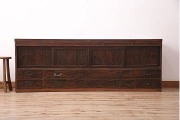 和製アンティーク　黒田箪笥店　希少な黒檀材を前面に使用した上品なテレビ台(サイドボード、ローボード、リビングボード)(R-047972)