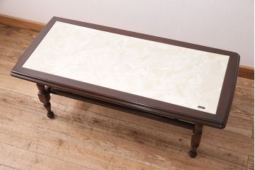 昭和レトロ　カリモクのビンテージ品!大理石調の天板が目を引くセンターテーブル(コーヒーテーブル、リビングテーブル)(R-047973)