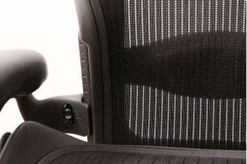 中古　Hermanmiller(ハーマンミラー社)　Bサイズ　ランバーサポート　アーロンチェア(オフィスチェア、椅子、イス)(R-047977)