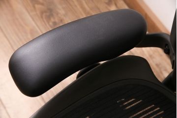 中古　Hermanmiller(ハーマンミラー社)　Bサイズ　ランバーサポート　アーロンチェア(オフィスチェア、椅子、イス)(R-047977)