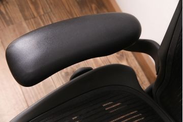 中古　Hermanmiller(ハーマンミラー社)　Bサイズ　ランバーサポート　アーロンチェア(オフィスチェア、椅子、イス)(R-047978)
