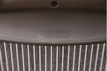 中古　Hermanmiller(ハーマンミラー社)　Bサイズ　ランバーサポート　アーロンチェア(オフィスチェア、椅子、イス)(R-047978)