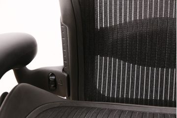 中古　Hermanmiller(ハーマンミラー社)　Bサイズ　ランバーサポート　アーロンチェア(オフィスチェア、椅子、イス)(R-047979)