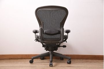 中古　Hermanmiller(ハーマンミラー社)　Bサイズ　ランバーサポート　アーロンチェア(オフィスチェア、椅子、イス)(R-047979)