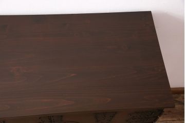 和製アンティーク　当店リメイク　前面ヒノキ材　大きな十字金具がアクセントになった、観音開きの時代箪笥サイドボード(引き出し)(R-047981)