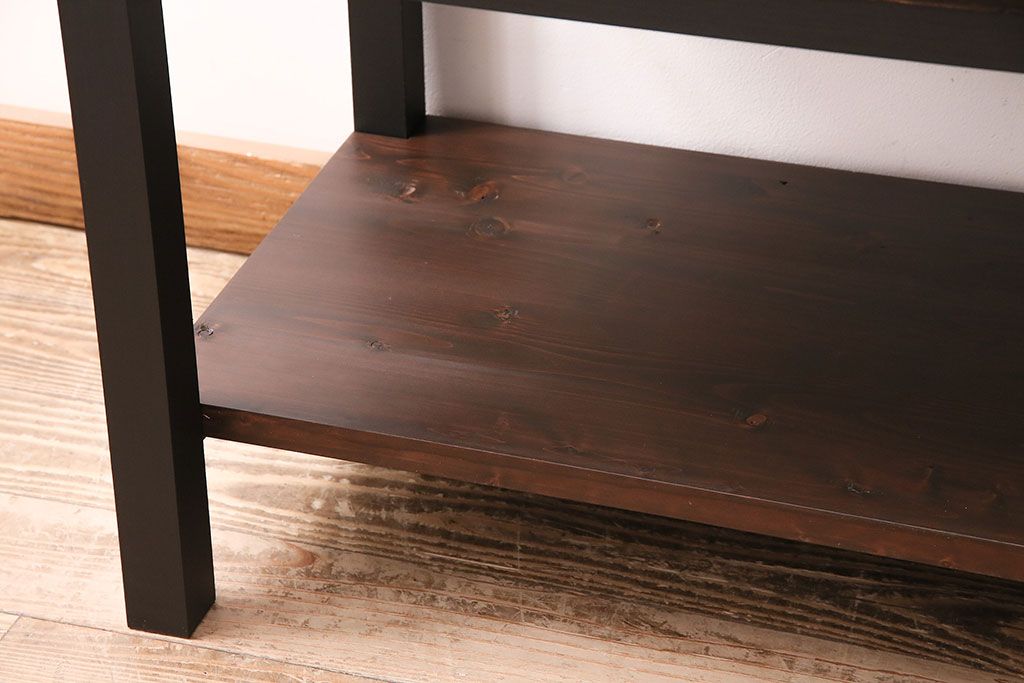 和製アンティーク　当店リメイク　前面ヒノキ材　大きな十字金具がアクセントになった、観音開きの時代箪笥サイドボード(引き出し)(R-047981)