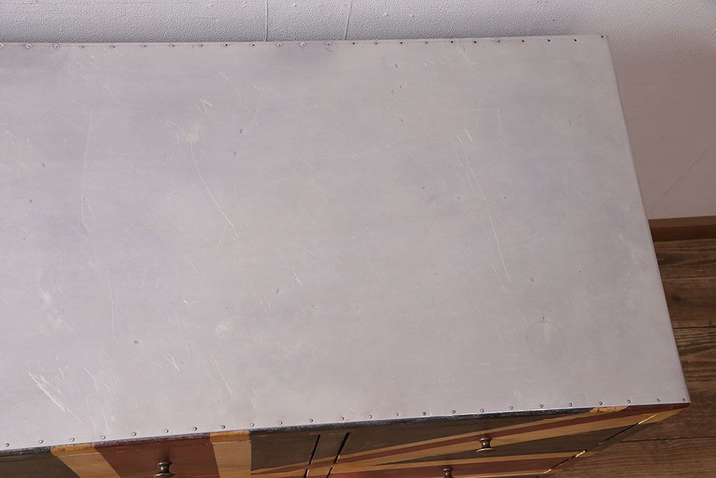 中古　イギリス製　HALO(ハロ)　REGIMENT 9DRAWERS CHEST(レジメント 9ドロワーズ チェスト)　斬新なデザイン!ユニオンジャックが印象的なチェスト(定価約35万円)(引き出し)(R-047983)