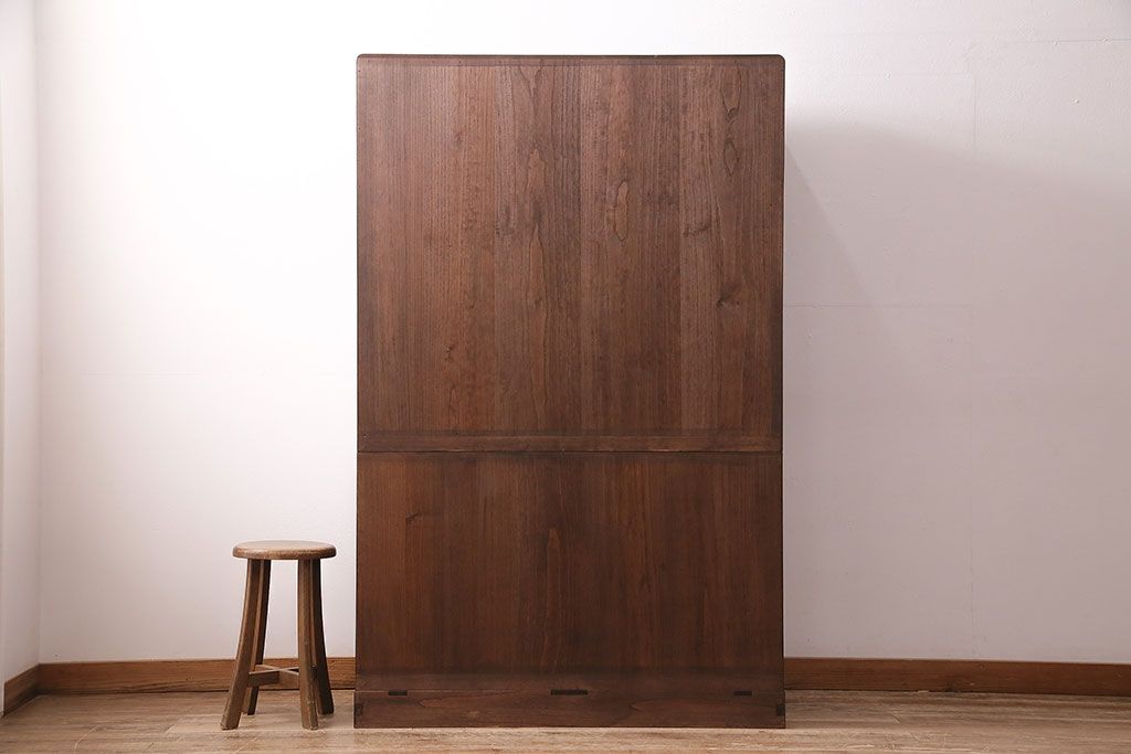 中古　伝統工芸品　品の良さを感じさせる意匠盆付きの加茂総桐箪笥(定価約78万円)(総桐たんす、和タンス、衣装箪笥、着物箪笥)(R-047984)