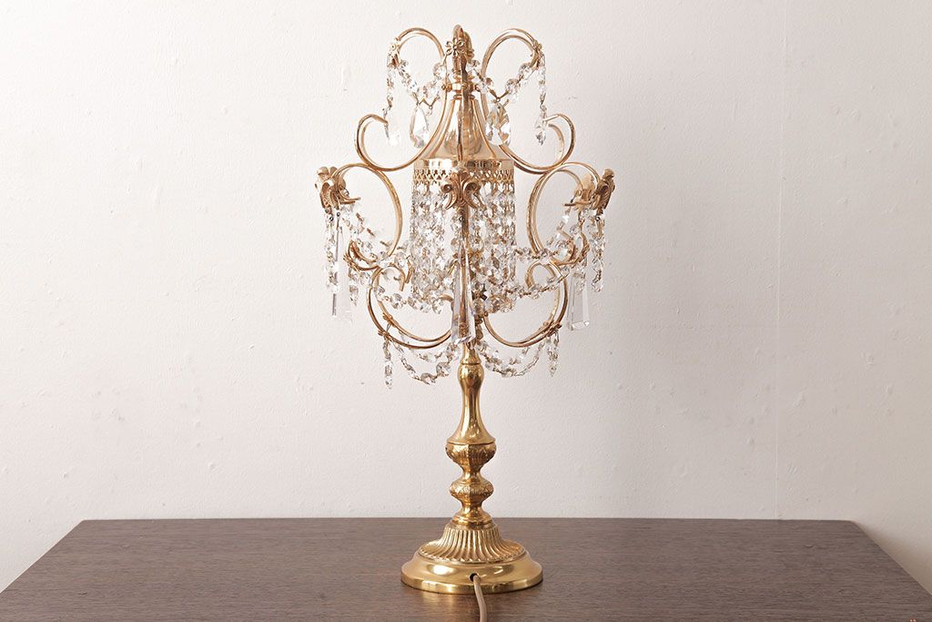 中古　海外製　幻想的なムード作りにぴったり!煌びやかな光を放つガラスドロップのテーブルランプ(スタンドライト、卓上照明)(R-047986)