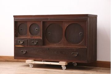 和製アンティーク　ガラスを入れて丸窓にリメイク!レトロで可愛らしいテレビ台(テレビボード、サイドボード、ローボード、丸窓付き)(R-047988)