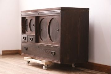 和製アンティーク　ガラスを入れて丸窓にリメイク!レトロで可愛らしいテレビ台(テレビボード、サイドボード、ローボード、丸窓付き)(R-047988)