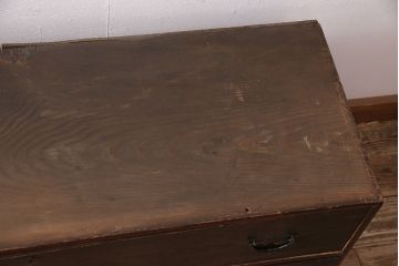 和製アンティーク　年月を重ねた味わいが魅力的な前面栓材製の箪笥ローボード(衣装箪笥、時代箪笥、チェスト、引き出し)(R-047989)