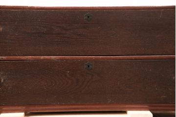 和製アンティーク　年月を重ねた味わいが魅力的な前面栓材製の箪笥ローボード(衣装箪笥、時代箪笥、チェスト、引き出し)(R-047989)