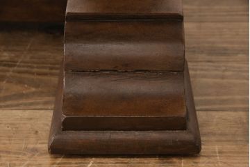 イギリスアンティーク　オーク材　クラシカルなデザインと重厚感のある佇まいが魅力的なダイニングテーブル(リフェクトリーテーブル、6人掛け)(R-047991)