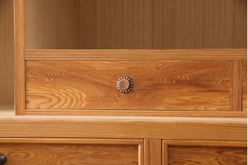 中古　民芸家具　屋久杉の味わい深い木肌が魅力的な衣装箪笥(引き出し、チェスト)(R-048002)