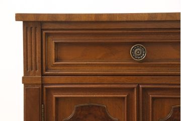 中古　DREXEL HERITAGE(ドレクセルヘリテイジ)　FRANCESCA(フランチェスカ)シリーズ　ナイトテーブル(定価約37万円)(サイドテーブル、サイドキャビネット、収納棚)(R-048003)