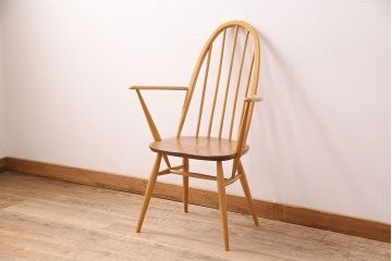 イギリスアンティーク　ERCOL　優雅なフォルムが魅力的!アーコールのクエーカーアームチェア(ダイニングチェア、椅子)(R-048005)