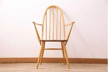 イギリスアンティーク　ERCOL　優雅なフォルムが魅力的!アーコールのクエーカーアームチェア(ダイニングチェア、椅子)(R-048005)