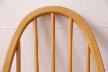 イギリスアンティーク　ERCOL　優雅なフォルムが魅力的!アーコールのクエーカーアームチェア(ダイニングチェア、椅子)(R-048005)