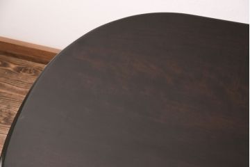 中古　松本民芸家具　深みのある色合いが高級感を醸し出すトレッスル楕円卓(定価約29万円)(2人掛けダイニングテーブル、オーバル型)(R-048007)