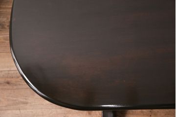 中古　松本民芸家具　深みのある色合いが高級感を醸し出すトレッスル楕円卓(定価約29万円)(2人掛けダイニングテーブル、オーバル型)(R-048007)