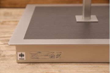 中古　山田照明　FD-4172-L　スタイリッシュな佇まいが魅力のスタンド照明(フロアスタンド、照明、スタンドライト)(R-048011)