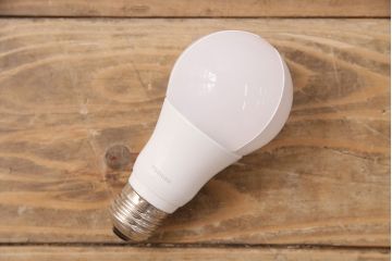 中古　山田照明　FD-4172-L　スタイリッシュな佇まいが魅力のスタンド照明(フロアスタンド、照明、スタンドライト)(R-048011)