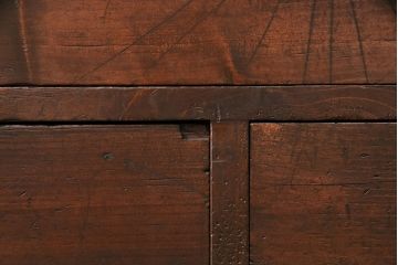 和製アンティーク　リメイク品　渋いかっこ良さを演出する観音開きの時代箪笥サイドボード(引き出し)(R-048016)