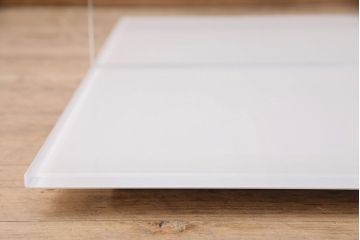 中古　Cassina(カッシーナ)　269MEX　メックスローテーブル　スクエアタイプ(定価約21万円)(ガラステーブル)(R-048017)