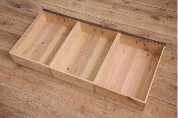 和製アンティーク　ヒノキ材　使い込まれた味わいが魅力の古い小引き出し(小物収納)(R-048018)