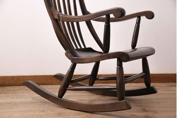 中古　希少　絶版品　松本民芸家具　やすらぎのひとときにおすすめなG型ロッキングチェア(定価約47万円)(椅子、揺り椅子、アームチェア)(R-048020)