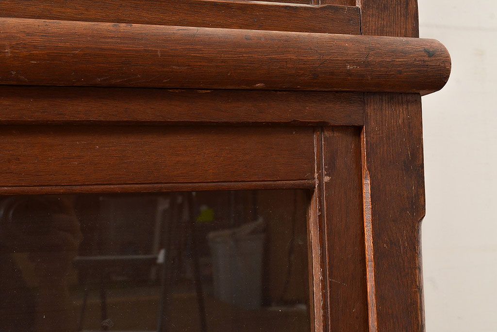 和製アンティーク　大正ロマン香る佇まいが魅力的な栓材製重ね戸棚(キャビネット、食器棚、収納棚)(R-048021)