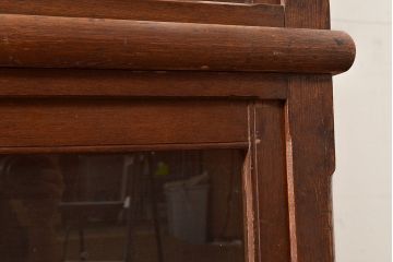 和製アンティーク　大正ロマン香る佇まいが魅力的な栓材製重ね戸棚(キャビネット、食器棚、収納棚)(R-048021)