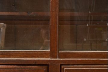 和製アンティーク　大正ロマン香る佇まいが魅力的な栓材製重ね戸棚(キャビネット、食器棚、収納棚)(R-048021)