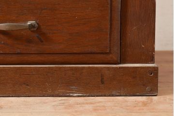 和製アンティーク　大正ロマン香る佇まいが魅力的な栓材製重ね戸棚(キャビネット、食器棚、収納棚)(R-048021)