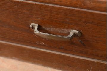 和製アンティーク　大正ロマン香る佇まいが魅力的な栓材製重ね戸棚(キャビネット、食器棚、収納棚)(R-048021)