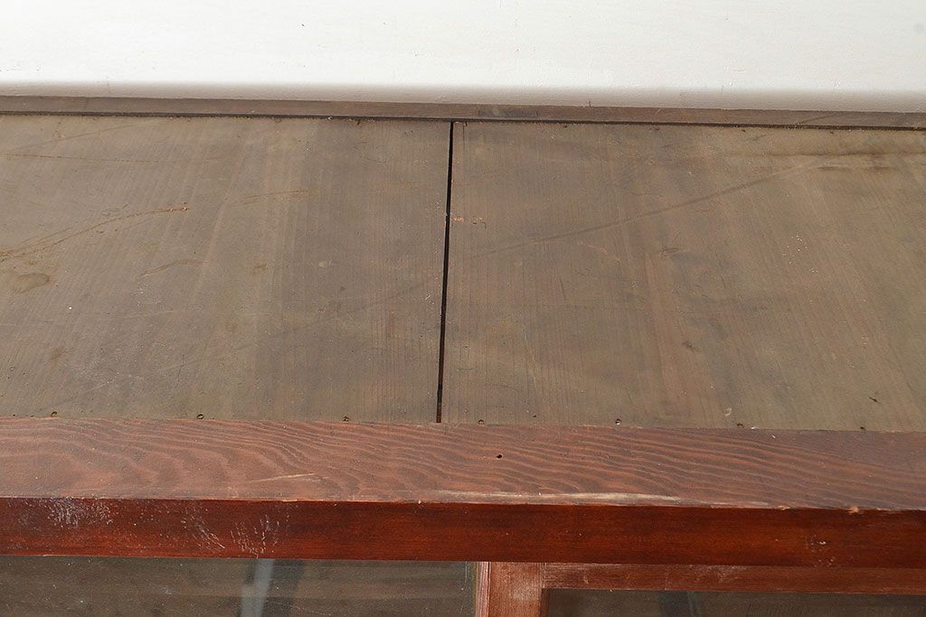 和製アンティーク　前面ヒノキ材　味のある木の風合いが魅力のレトロな重ね戸棚(キャビネット、ガラスケース、収納棚)(R-048024)