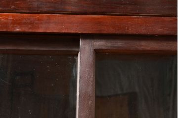 和製アンティーク　前面ヒノキ材　味のある木の風合いが魅力のレトロなガラス戸棚(キャビネット、ガラスケース、収納棚、サイドボード)(R-048026)