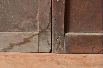 アンティーク建具　大正期　細く並ぶ桟がモダンな空間を演出する格子戸2枚セット　(R-048034)