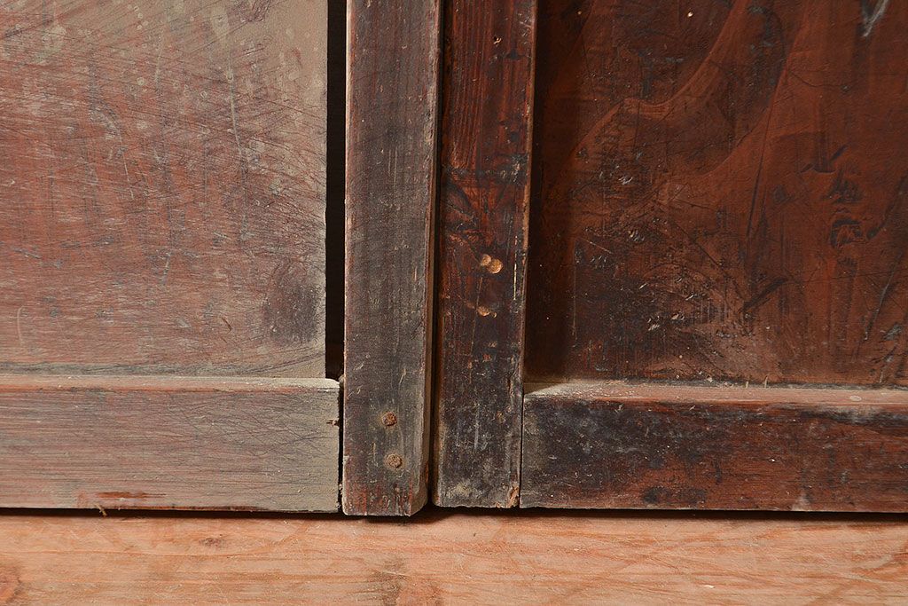 アンティーク建具　大正期　細く並ぶ桟がモダンな空間を演出する格子戸2枚セット　(R-048034)