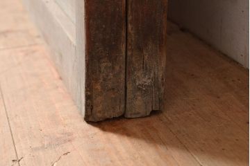 アンティーク建具　細く並ぶ桟がモダンな空間を演出する格子戸2枚セット(引き戸、建具)(R-048034)